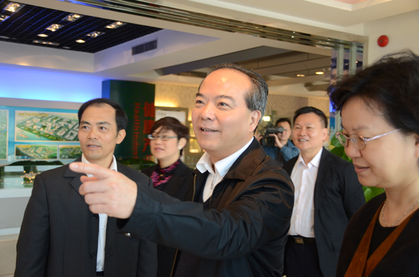 ٴ´{(dio)нָˎI(y)a(chn)I(y)l(f)չM(jn)L(fng)Ͷ