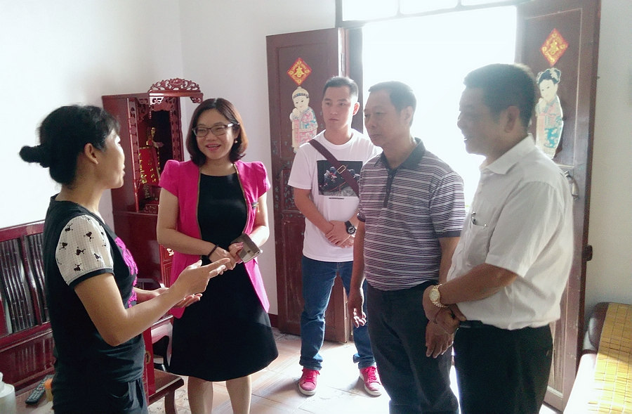 I(lng)(do)ؚy{(dio)ο(wn)