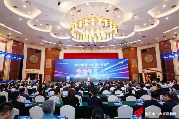 U(ku)t(y)ˎa(chn)I(y)Ȧ16(g)(xing)ĿЮa(chn)I(y)һwƽ(hu)